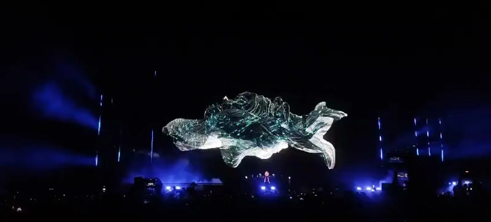 Scène et écrans LED pendant Afterlife